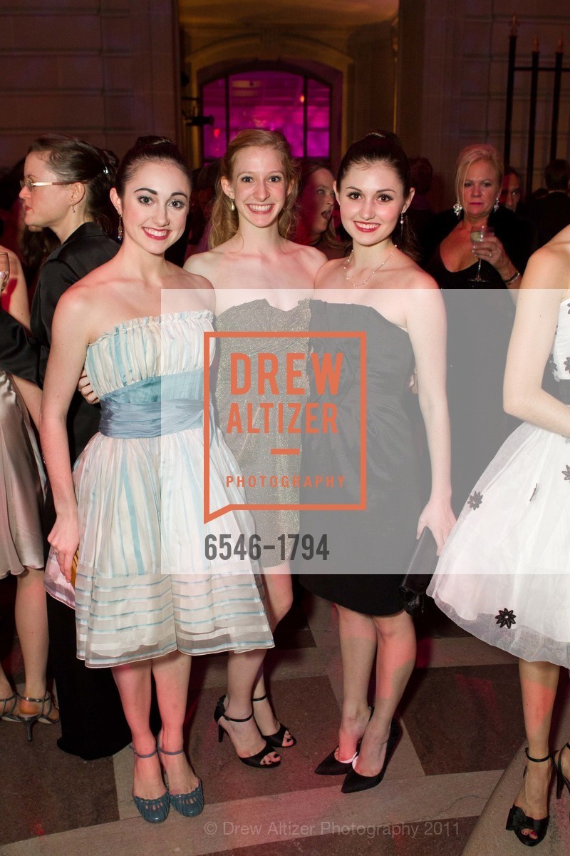 Ellen Hummel, Jessica Lind, Lauren Parrott, SAN FRANCISCO BALLET La Belle Epoque: After Party, US, January 27th, 2011, Photo #6546-1794 Ellen Hummel, Jessica Lind, Lauren Parrott, Photo #6546-1794