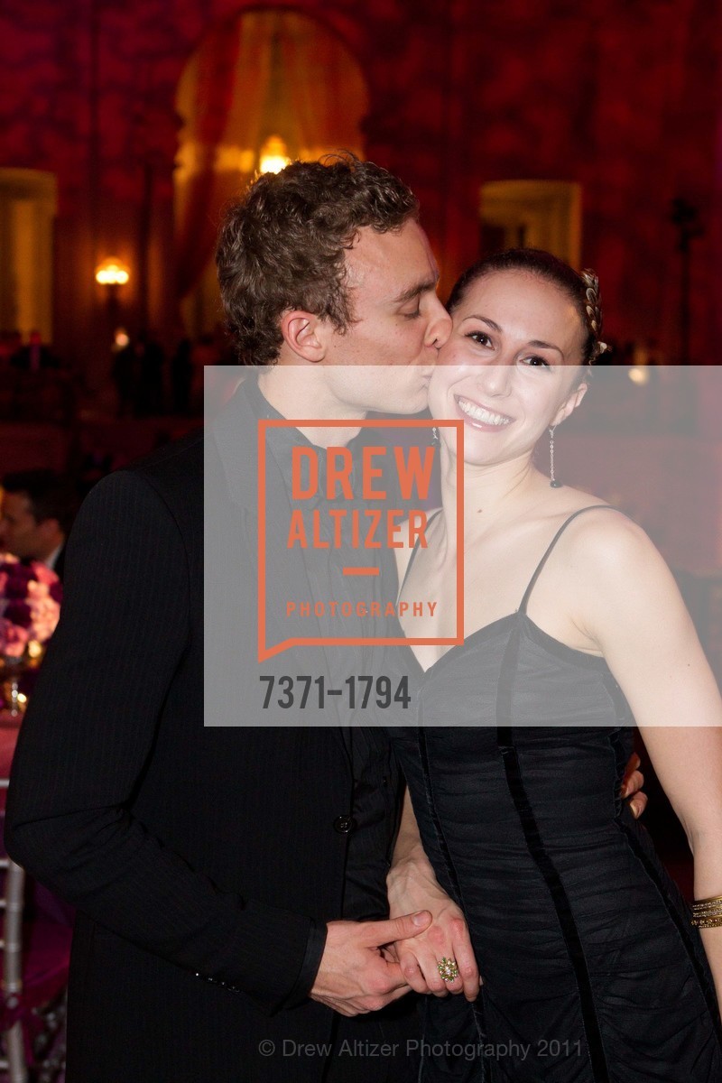 Quinn Wharton, Elana Altman, SAN FRANCISCO BALLET La Belle Epoque: After Party, US, January 27th, 2011, Photo #7371-1794 Quinn Wharton, Elana Altman, Photo #7371-1794