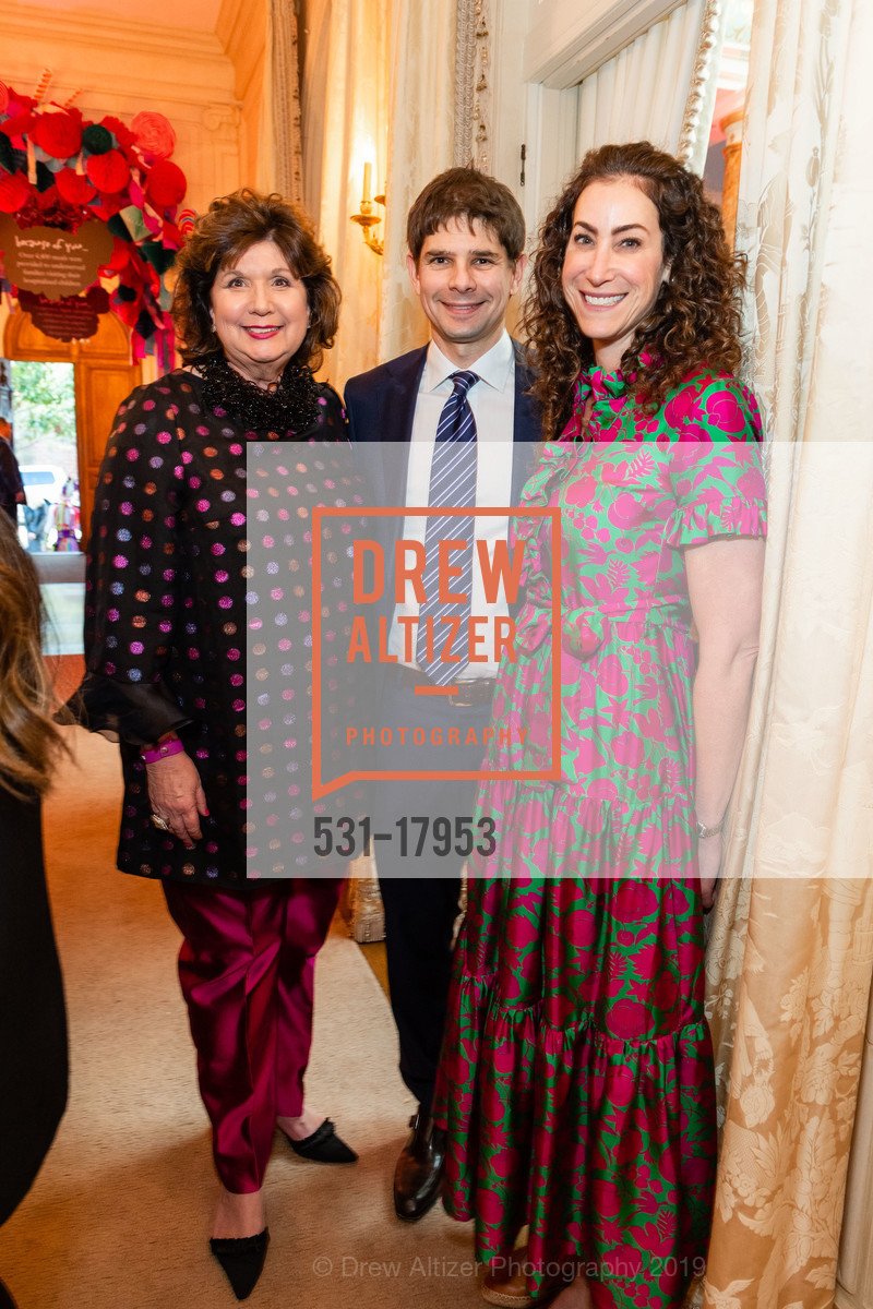 Pam Glogau, Isaac Neuhaus, Tammy Neuhaus, Photo #531-17953