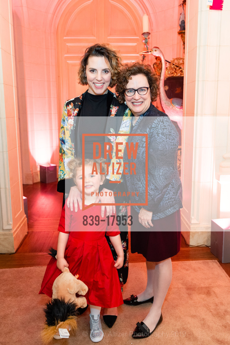 Laura Wall, Nicoletta Cobb, Cynthia Chiarappa, Glogau Teddy Bear Party 2019, Private Residence, March 21st, 2019, Photo #839-17953 Laura Wall, Nicoletta Cobb, Cynthia Chiarappa, Photo #839-17953