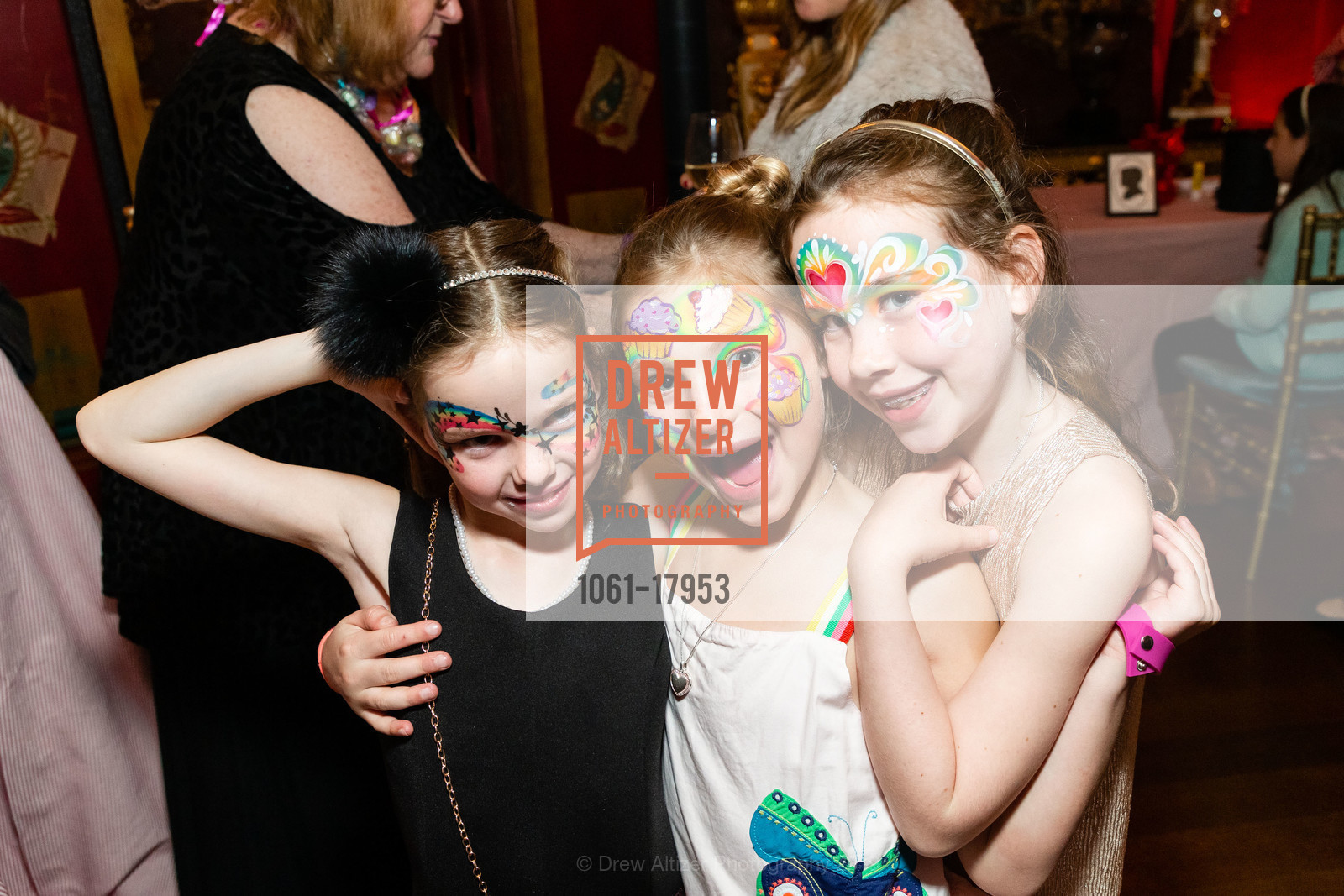 Nicole Reyff, Sloan McInerney, Natalie Reyff, Glogau Teddy Bear Party 2019, Private Residence, March 21st, 2019, Photo #1061-17953 Nicole Reyff, Sloan McInerney, Natalie Reyff, Photo #1061-17953