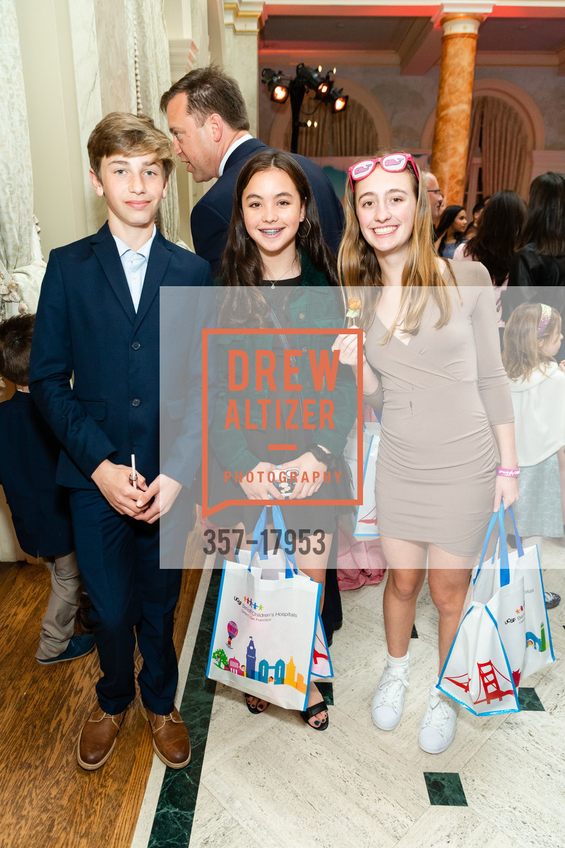 Ian Javer, Claire Alonso, Haley Stern, Glogau Teddy Bear Party 2019, Private Residence, March 21st, 2019, Photo #357-17953 Ian Javer, Claire Alonso, Haley Stern, Photo #357-17953