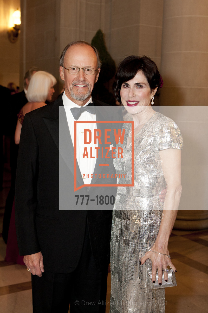 Patrick McDowell, Camille McDowell, SAN FRANCISCO BALLET "La Belle Epoque" Patrons Arrivals, Dinner and Intermission, San Francisco City Hall, January 27th, 2011, Photo #777-1800 Patrick McDowell, Camille McDowell, Photo #777-1800