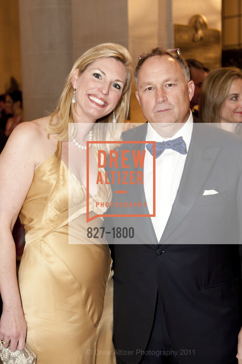 Rebecca Erdiakoff, Miles Archer Woodlief, SAN FRANCISCO BALLET "La Belle Epoque" Patrons Arrivals, Dinner and Intermission, San Francisco City Hall, January 27th, 2011, Photo #827-1800 Rebecca Erdiakoff, Miles Archer Woodlief, Photo #827-1800