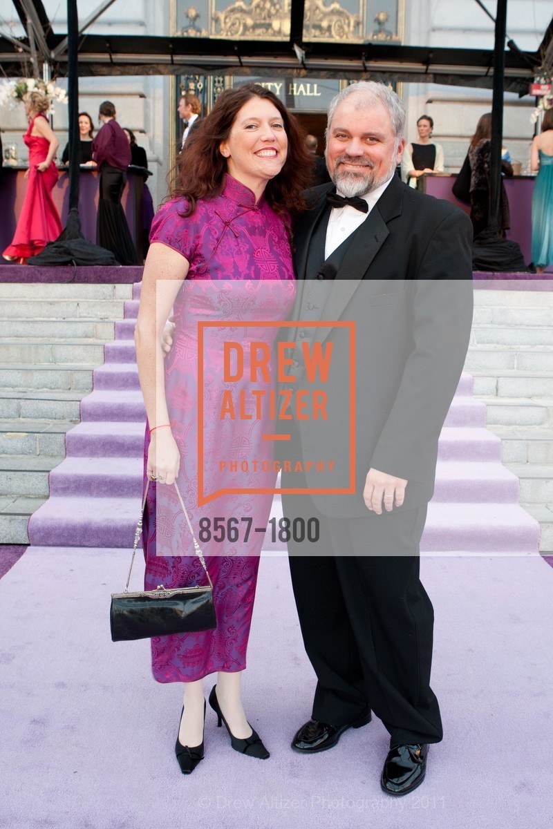Erica Walters, Mark Mosher, SAN FRANCISCO BALLET "La Belle Epoque" Patrons Arrivals, Dinner and Intermission, San Francisco City Hall, January 27th, 2011, Photo #8567-1800 Erica Walters, Mark Mosher, Photo #8567-1800