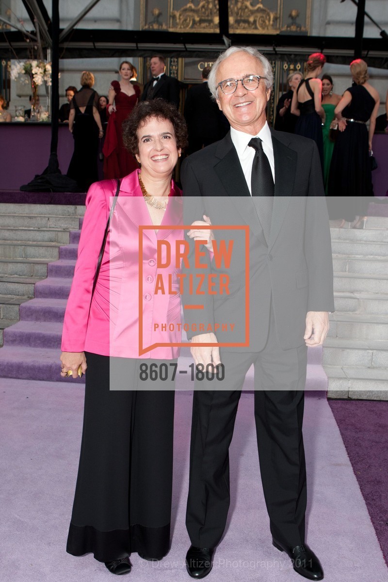 Susan Levine, Jim Lauer, SAN FRANCISCO BALLET "La Belle Epoque" Patrons Arrivals, Dinner and Intermission, San Francisco City Hall, January 27th, 2011, Photo #8607-1800 Susan Levine, Jim Lauer, Photo #8607-1800