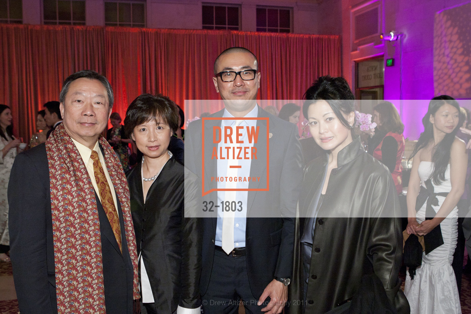 Stanley Cheng, Grace Yu, Jeff Leung, Janie Fong, SAN FRANCISCO SYMPHONY Celebrates its 11th Annual Chinese New Year Concert & Imperial Dinner, US, January 31st, 2011, Photo #32-1803 Stanley Cheng, Grace Yu, Jeff Leung, Janie Fong, Photo #32-1803