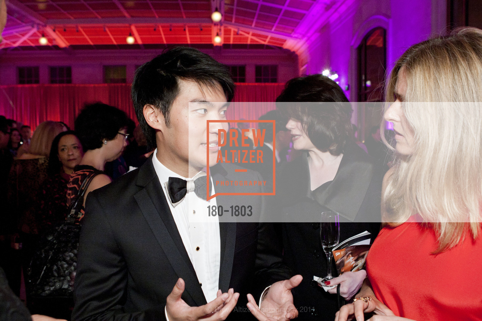 Ray Chen, Diane Triffo, SAN FRANCISCO SYMPHONY Celebrates its 11th Annual Chinese New Year Concert & Imperial Dinner, US, January 31st, 2011, Photo #180-1803 Ray Chen, Diane Triffo, Photo #180-1803