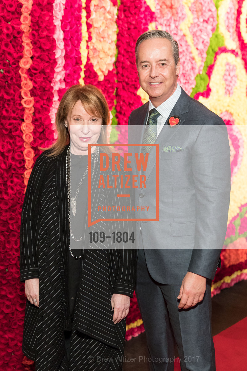 Lisa Pritzker, Douglas Durkin, FOG Preview Gala 2017, Fort Mason Center for Arts and Culture. 2 Marina Blvd, January 11th, 2017, Photo #109-1804 Lisa Pritzker, Douglas Durkin, Photo #109-1804