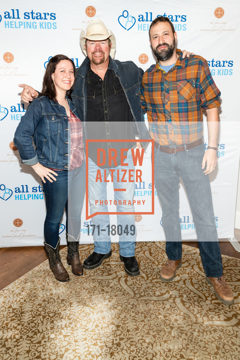 Toby Keith, All-Stars Helping Kids Hosts An Intimate Evening with Toby Keith, Fairmont San Francisco. 950 Mason St, April 5th, 2019, Photo #171-18049 Toby Keith, Photo #171-18049