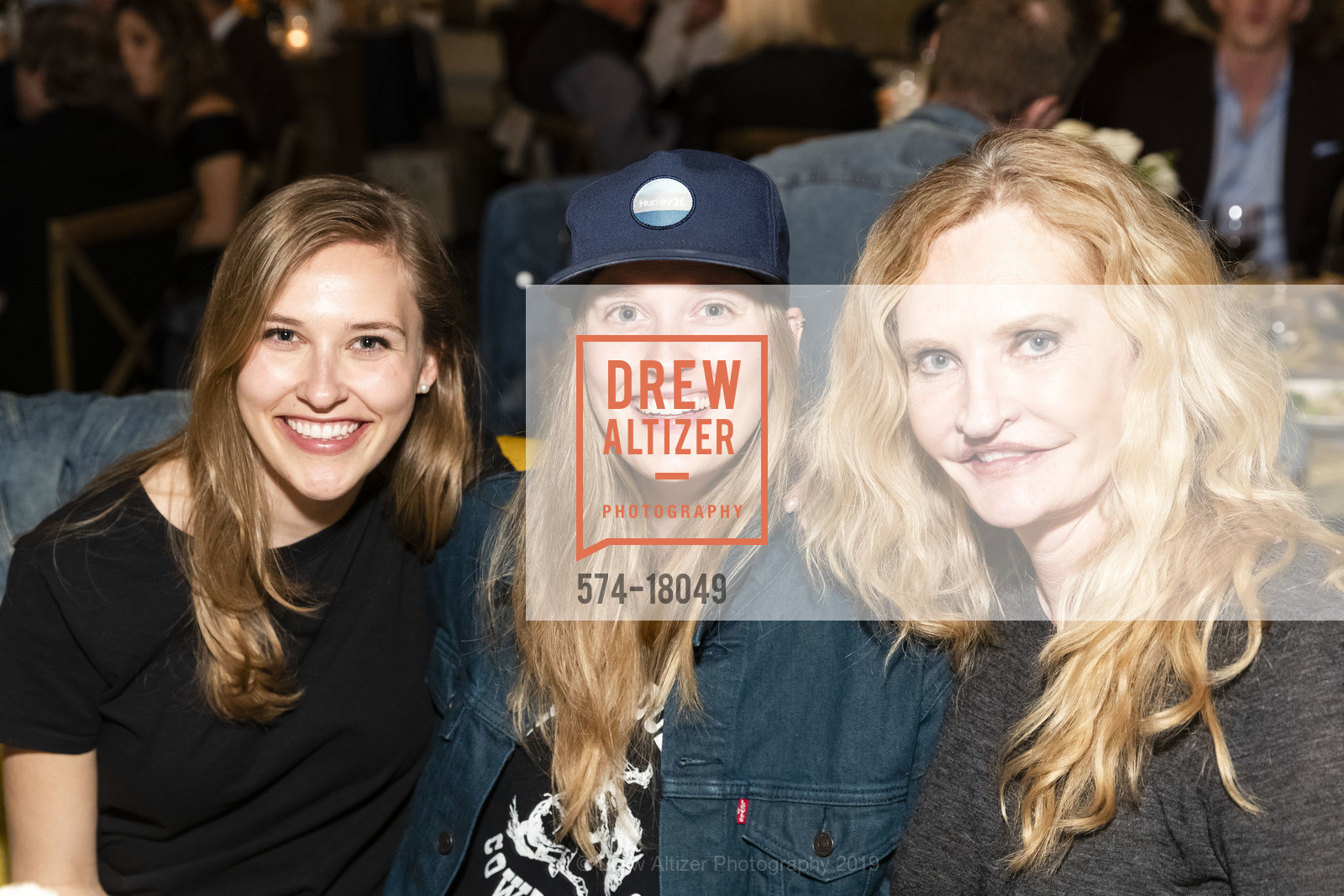 Allison Townsend, Emily Townsend, Beth Townsend, All-Stars Helping Kids Hosts An Intimate Evening with Toby Keith, Fairmont San Francisco. 950 Mason St, April 5th, 2019, Photo #574-18049 Allison Townsend, Emily Townsend, Beth Townsend, Photo #574-18049