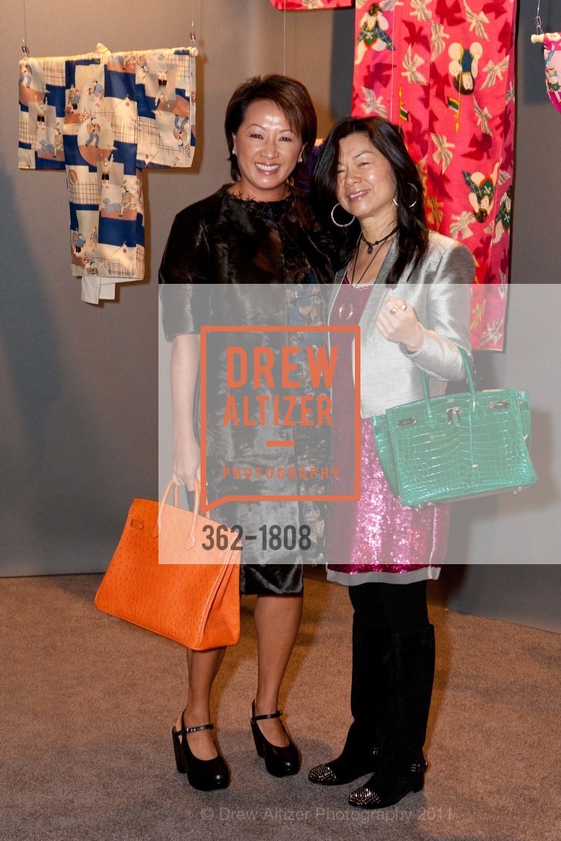 Eliza Cash, Gina Lin Chu, Preview Opening Gala of the ARTS OF THE PACIFIC SHOW At the Chong-Moon Lee Center for Asian Art and Culture, Festival Pavilion at Fort Mason, February 3rd, 2011, Photo #362-1808 Eliza Cash, Gina Lin Chu, Photo #362-1808