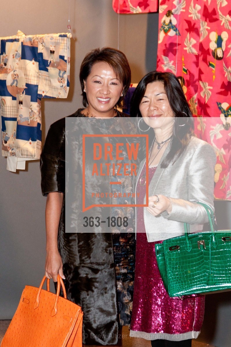 Eliza Cash, Gina Lin Chu, Preview Opening Gala of the ARTS OF THE PACIFIC SHOW At the Chong-Moon Lee Center for Asian Art and Culture, Festival Pavilion at Fort Mason, February 3rd, 2011, Photo #363-1808 Eliza Cash, Gina Lin Chu, Photo #363-1808