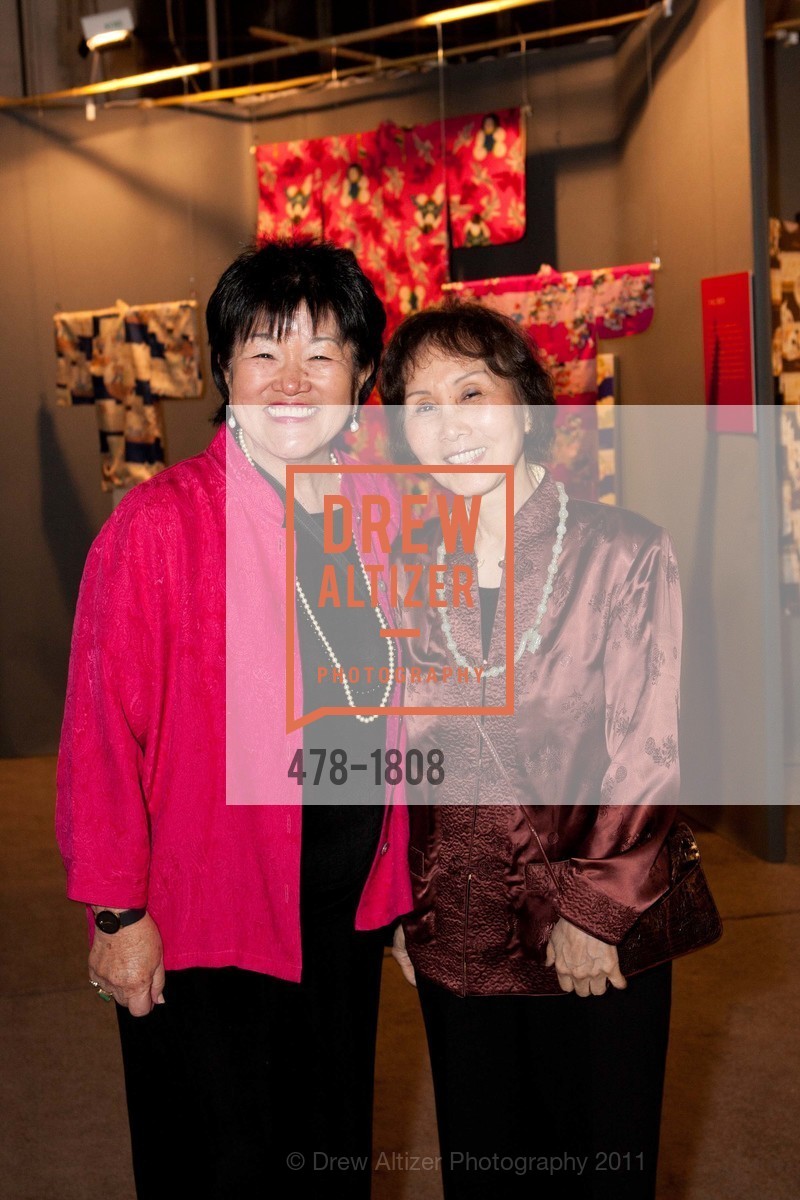 Beckie Lim, Helen Ting, Photo #478-1808