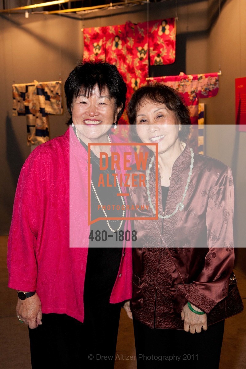 Beckie Lim, Helen Ting, Photo #480-1808