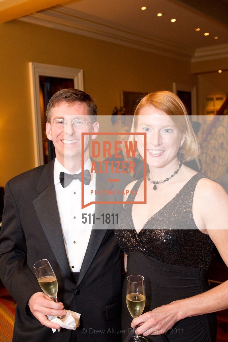 Mike Knych, Lynda Moyer, Photo #511-1811