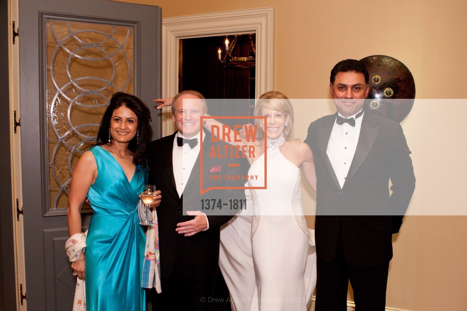 Kiran Arora, Alan Salzman, Jillian Manus, Nikesh Arora, Jillian Manus & Alan Salzman Valentines Day Ball: CHANNELING LOVE 2011, US, February 6th, 2011, Photo #1374-1811 Kiran Arora, Alan Salzman, Jillian Manus, Nikesh Arora, Photo #1374-1811
