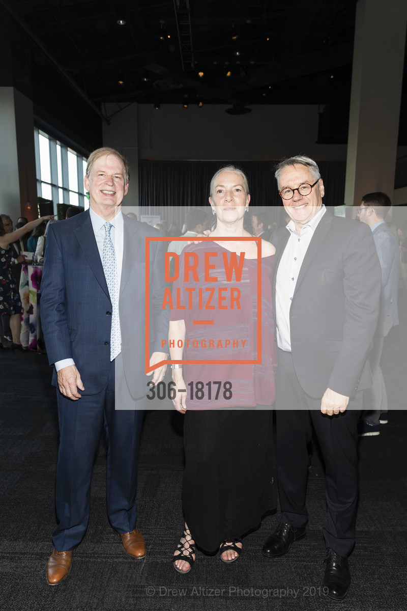 Robert Fetherstonhaugh, Catherine Rideout, Stephen Huddart, Environmental Working Group 10th Annual Earth Dinner, City View at the Metreon. 135 4th Street, April 23rd, 2019, Photo #306-18178 Robert Fetherstonhaugh, Catherine Rideout, Stephen Huddart, Photo #306-18178