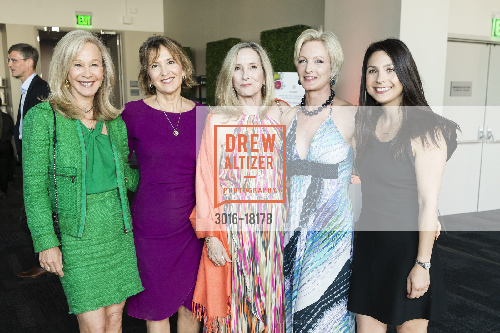 Gay Browne, Karen Behnke, Kiki Goshay, Kathy Rogers, Whitney Viola, Environmental Working Group 10th Annual Earth Dinner, City View at the Metreon. 135 4th Street, April 23rd, 2019, Photo #3016-18178 Gay Browne, Karen Behnke, Kiki Goshay, Kathy Rogers, Whitney Viola, Photo #3016-18178
