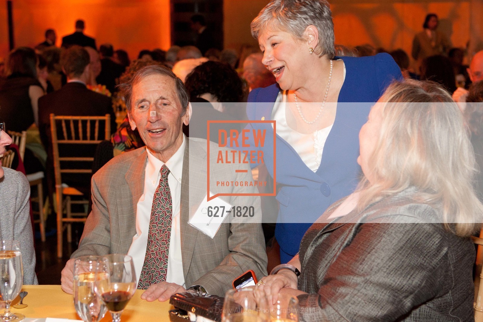 Warren Hellman, Janet Holmgren, Mayhill Fowler, An Evening in Celebration of JANET L. HOLMGREN, President of Mills College, US, February 9th, 2011, Photo #627-1820 Warren Hellman, Janet Holmgren, Mayhill Fowler, Photo #627-1820
