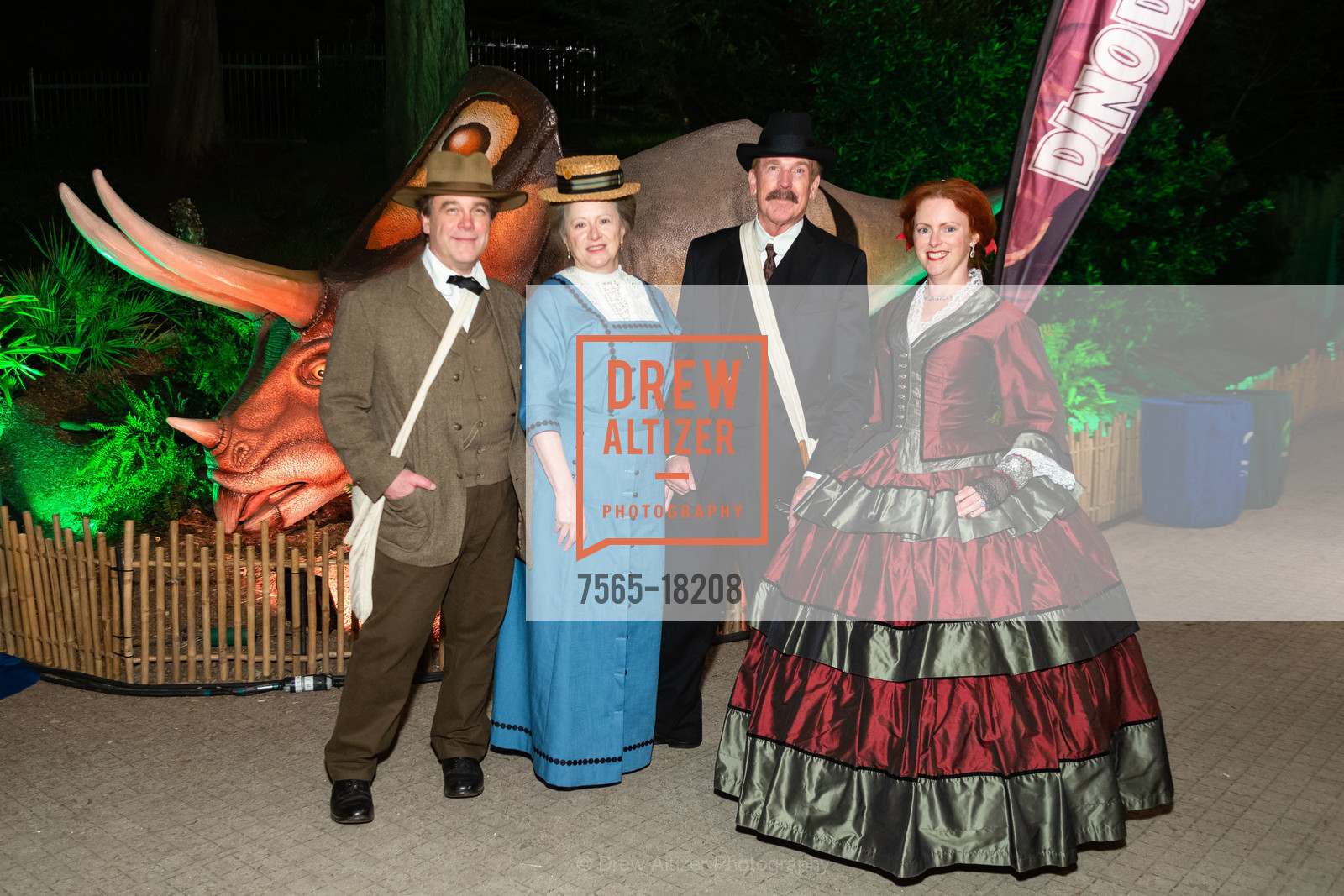 John Holmes, Cathy Berte, Patrick Gaul, Jennifer Erlichman, Big Bang Gala 2019, California Acedemy of Sciences. 55 Music Concourse Drive, Photo #7565-18208 John Holmes, Cathy Berte, Patrick Gaul, Jennifer Erlichman, Photo #7565-18208
