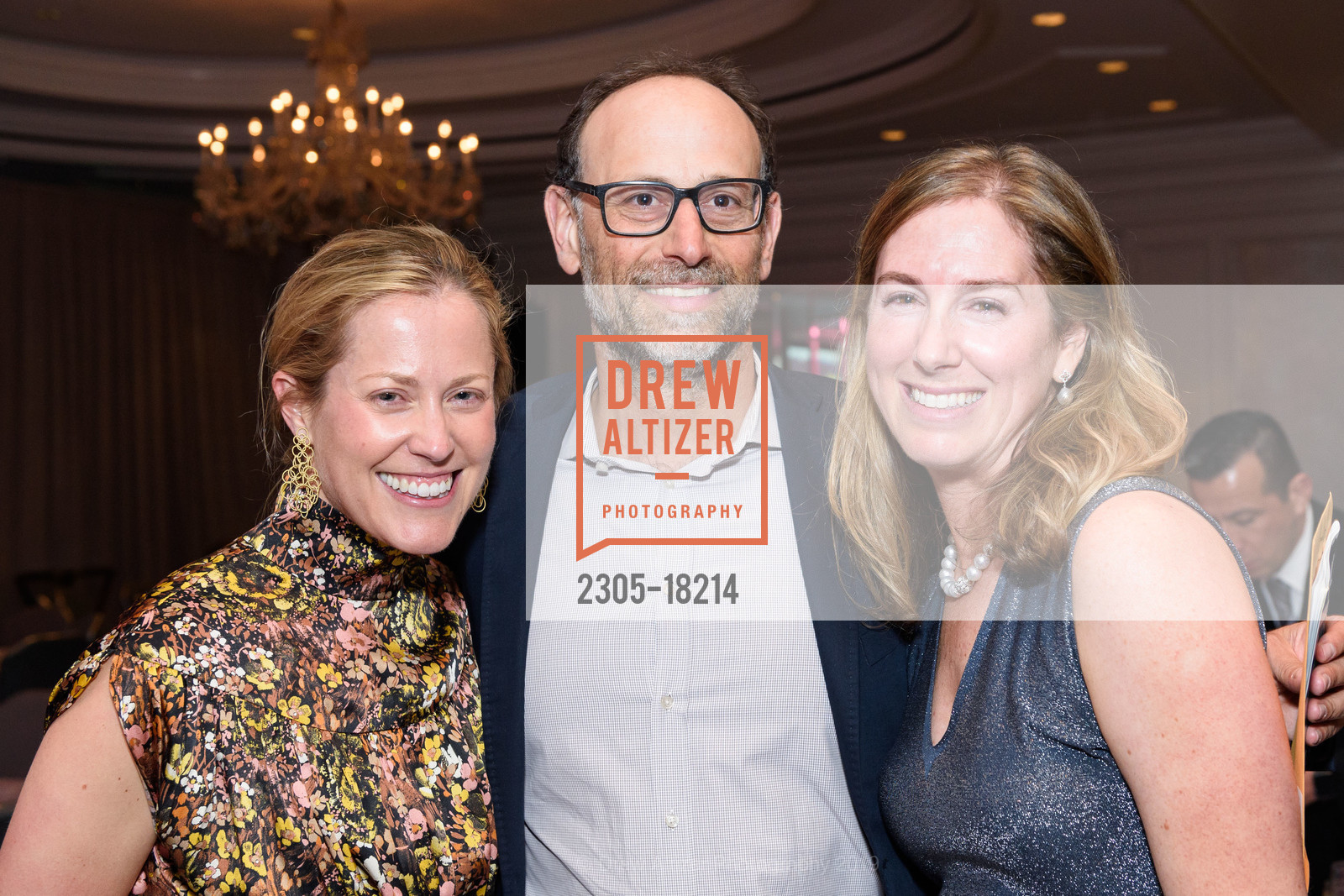 Marni Homan, Mark Sugarman, Chloe Sugarman, SFCASA Fostering Change Gala 2019: Dreams Grow Here, Ritz Carlton Hotel. 600 Stockton Street, April 26th, 2019, Photo #2305-18214 Marni Homan, Mark Sugarman, Chloe Sugarman, Photo #2305-18214