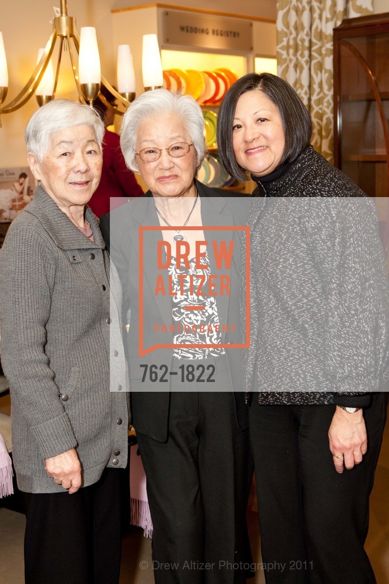 Florence Fong, Vera Fong, Marsha Fong, Photo #762-1822