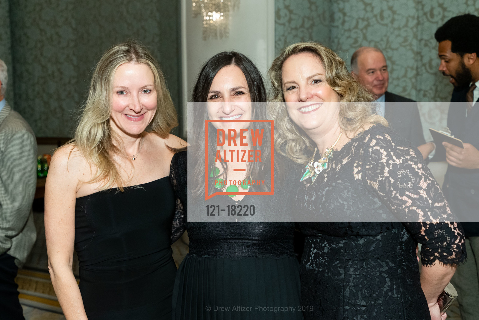 Paige Delacey, Karen Goodwin, Dawn Kruger, Big Brothers Big Sisters of the Bay Area Igniting Potential Gala and Auction 2019, Fairmont Hotel, Grand Ballroom. 950 Mason Street, April 26th, 2019, Photo #121-18220 Paige Delacey, Karen Goodwin, Dawn Kruger, Photo #121-18220