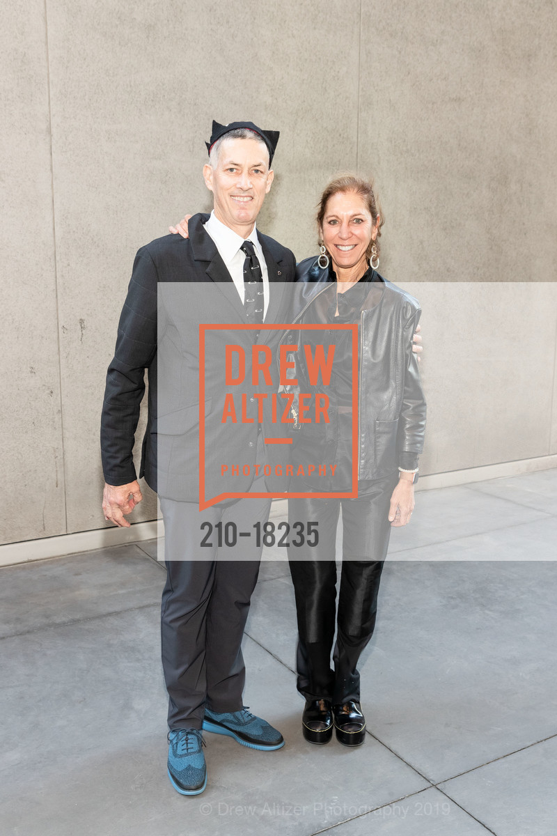 Kevin King, Meridee Moore, SFMOMA Directors Circle Dinner with JR, SFMOMA, April 24th, 2019, Photo #210-18235 Kevin King, Meridee Moore, Photo #210-18235