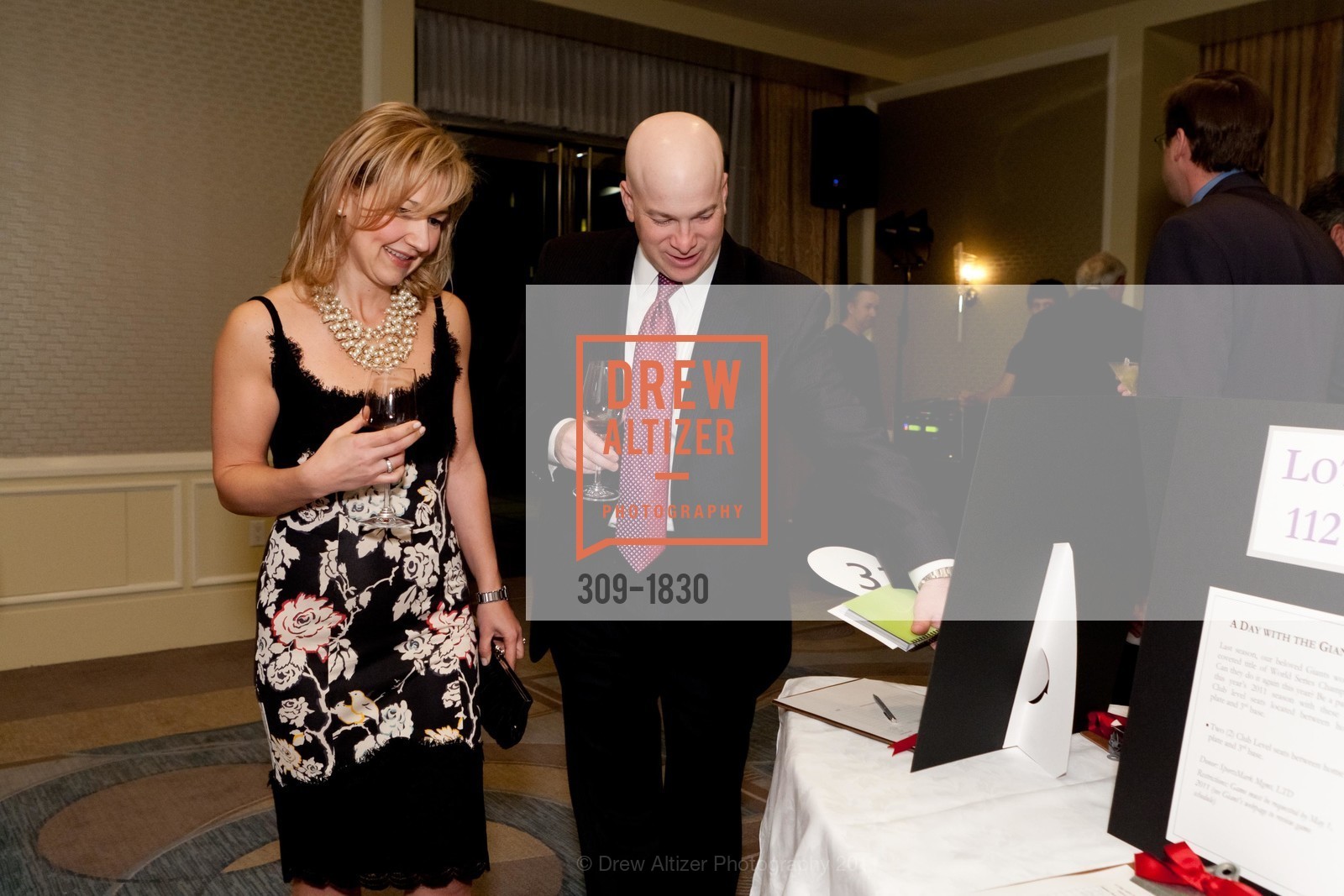 Antoanela Vaccaro, Scott Vaccaro, AMERICAN HEART ASSOCIATION'S 2011 Celebrate with Heart Gala, US, February 20th, 2011, Photo #309-1830 Antoanela Vaccaro, Scott Vaccaro, Photo #309-1830
