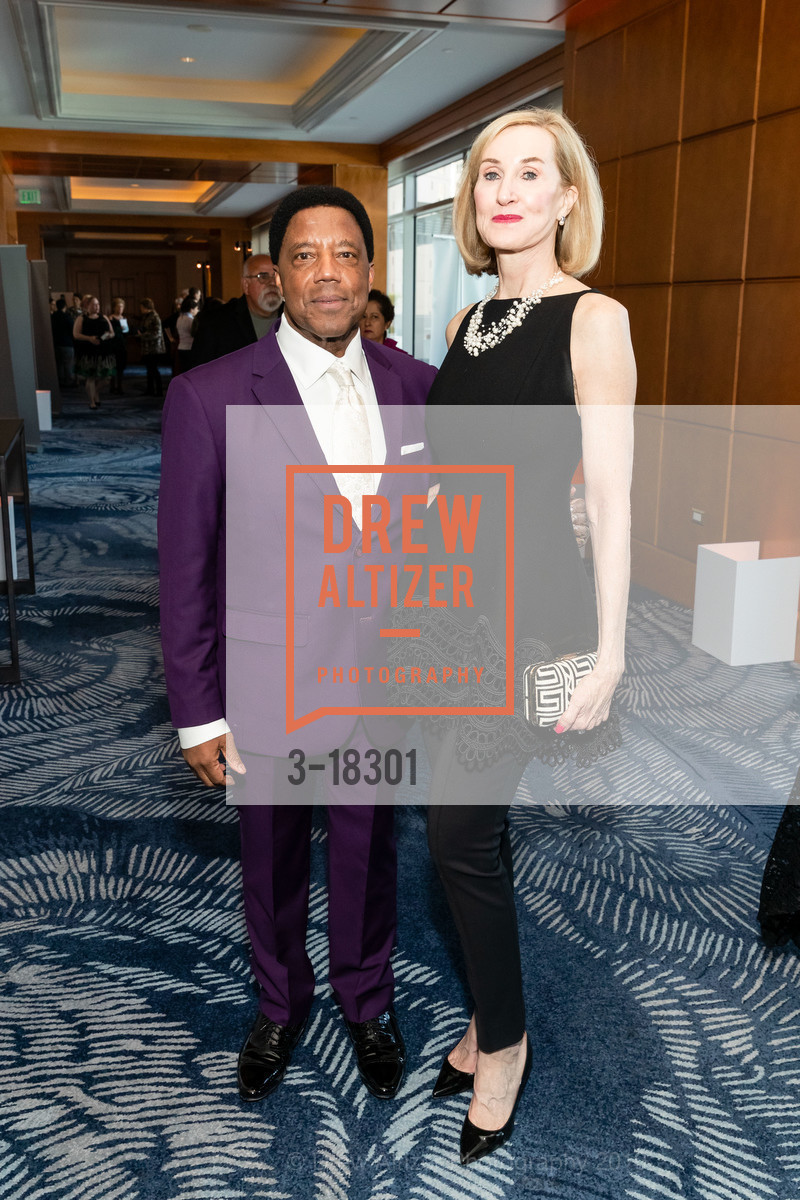 Lloyd Dean, Suzanne Dean, Catholic Charities 22nd Annual Loaves & Fishes Gala, Four Seasons Hotel. 757 Market Street, May 2nd, 2019, Photo #3-18301 Lloyd Dean, Suzanne Dean, Photo #3-18301