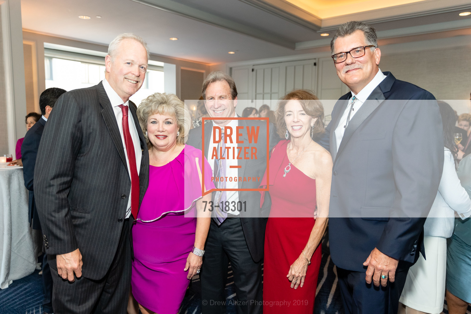 Dale Allen, Sharon McCarthy Allen, Dan Gallagher, Sue Robbins, Michael Thoresen, Catholic Charities 22nd Annual Loaves & Fishes Gala, Four Seasons Hotel. 757 Market Street, May 2nd, 2019, Photo #73-18301 Dale Allen, Sharon McCarthy Allen, Dan Gallagher, Sue Robbins, Michael Thoresen, Photo #73-18301