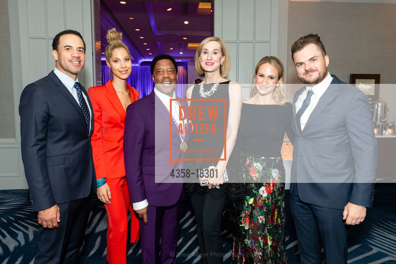 Nathan Dean, Nicole Dean, Lloyd Dean, Suzanne Dean, Lindsay Dean, Charlie Tadman, Photo #4358-18301