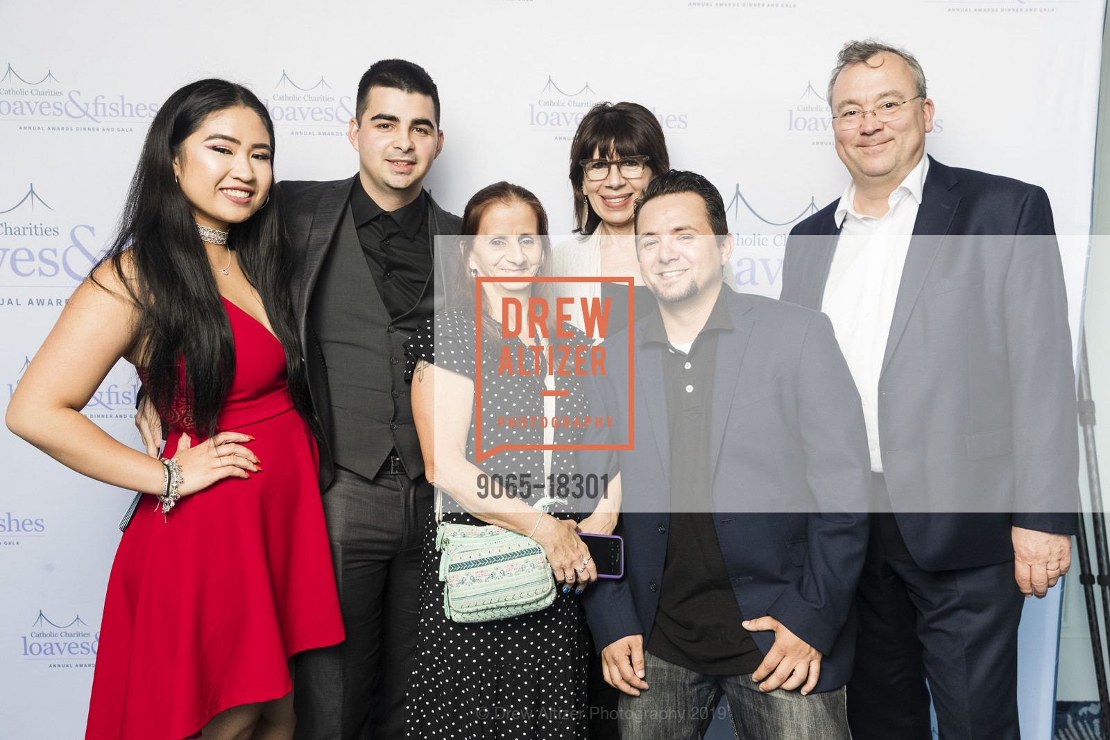 Matt Mosley, Jeremiah Mosley, Darla Meury, Ara Magtibay, Marie Patterson, Patrick Patterson, Catholic Charities 22nd Annual Loaves & Fishes Gala, Four Seasons Hotel. 757 Market Street, May 2nd, 2019, Photo #9065-18301 Matt Mosley, Jeremiah Mosley, Darla Meury, Ara Magtibay, Marie Patterson, Patrick Patterson, Photo #9065-18301