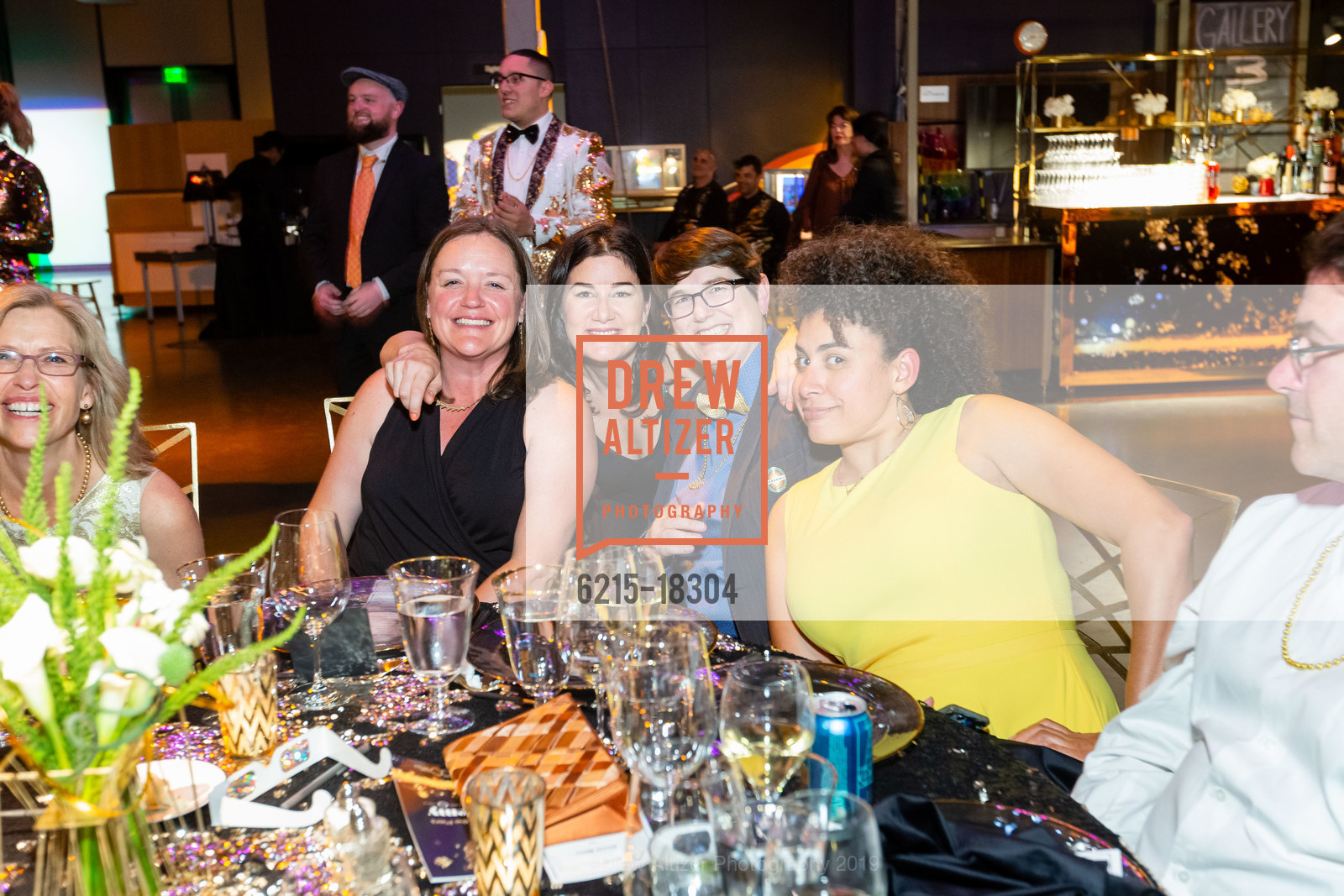 Jennifer Van Natta, Jessica Parker, Julia Walcott, Desiré Whitmore, Exploratorium's Party at the Piers 2019: Alchemy, Exploratorium. Pier 15, May 3rd, 2019, Photo #6215-18304 Jennifer Van Natta, Jessica Parker, Julia Walcott, Desiré Whitmore, Photo #6215-18304