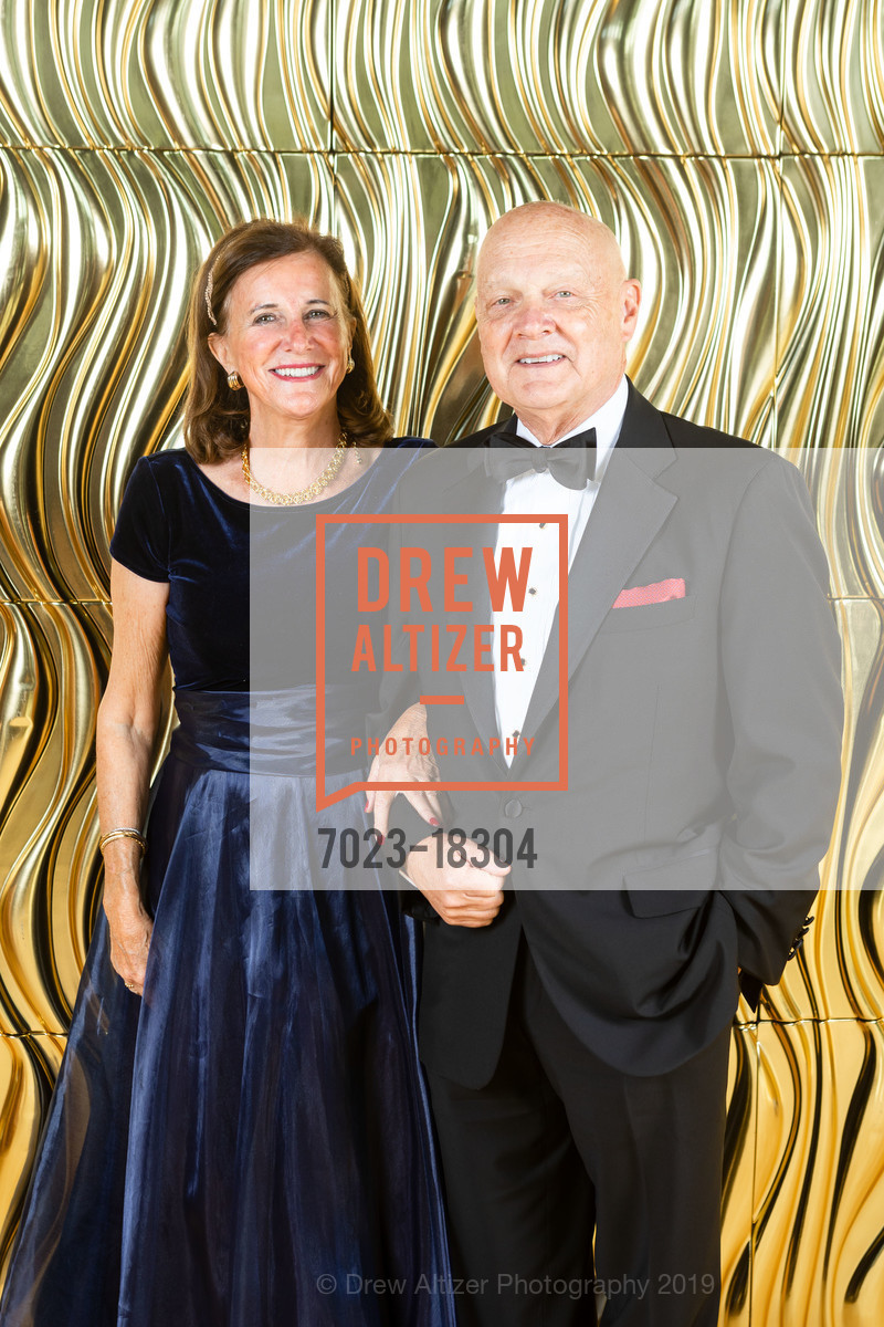 Elisabeth Pate-Cornell, Jim Ellis, Exploratorium's Party at the Piers 2019: Alchemy, Exploratorium. Pier 15, May 3rd, 2019, Photo #7023-18304 Elisabeth Pate-Cornell, Jim Ellis, Photo #7023-18304
