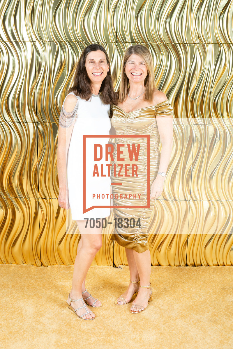 Jennifer Fonstad, Martha Ehmann Conte, Exploratorium's Party at the Piers 2019: Alchemy, Exploratorium. Pier 15, May 3rd, 2019, Photo #7050-18304 Jennifer Fonstad, Martha Ehmann Conte, Photo #7050-18304