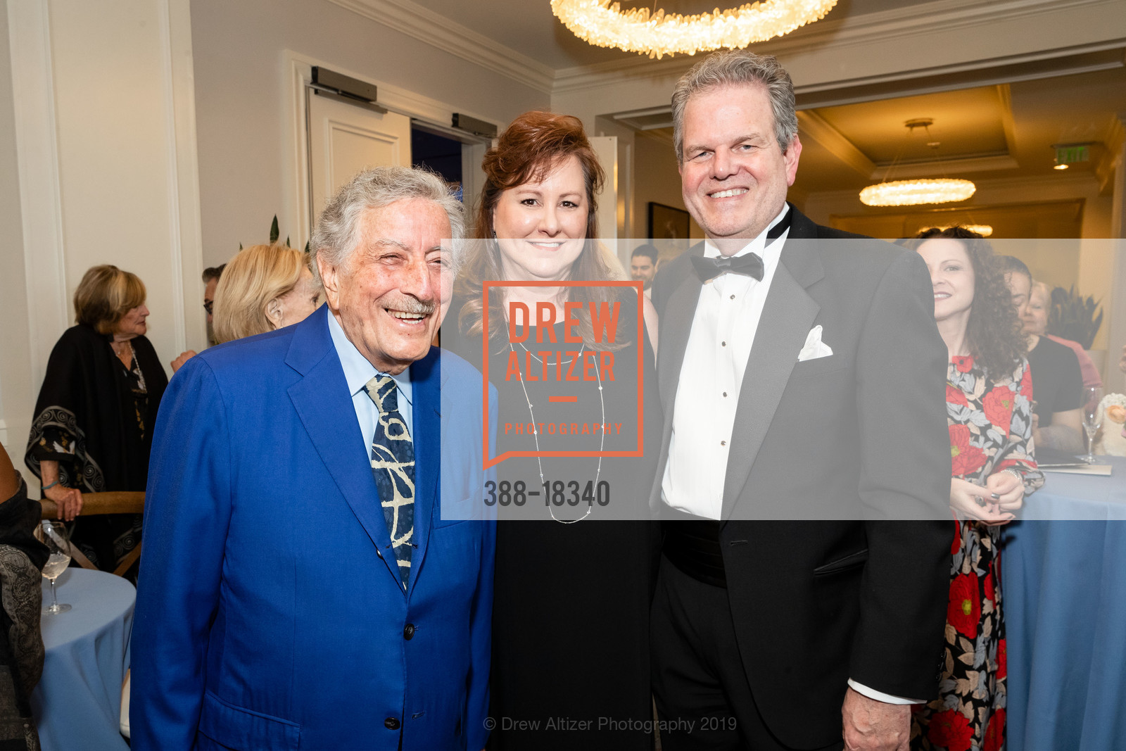 Tony Bennett, Cindi Priem, Curtis Priem, Photo #388-18340