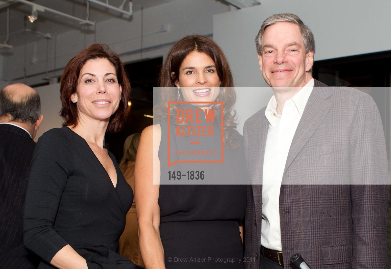 Porter Gale, Wendi Norris, Joel Hyatt, FREY NORRIS' CONTEMPORARY & MODERN VIP Preview of its Newly Opened Gensler-Designed Galleries, US, February 25th, 2011, Photo #149-1836 Porter Gale, Wendi Norris, Joel Hyatt, Photo #149-1836