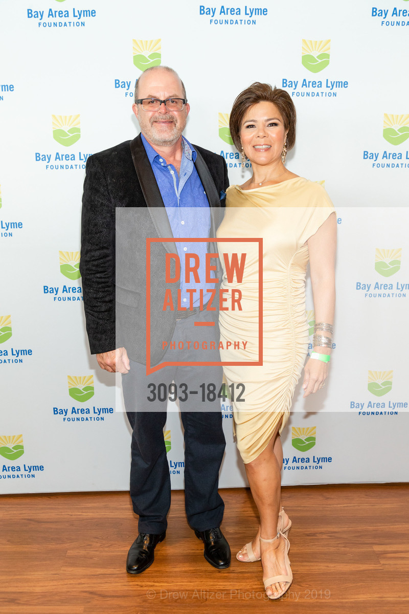 Justin Power, Renee Power, LymeAid 2019, Salesforce Tower, 60 and 61st Floors. 415 Mission St, May 11th, 2019, Photo #3093-18412 Justin Power, Renee Power, Photo #3093-18412