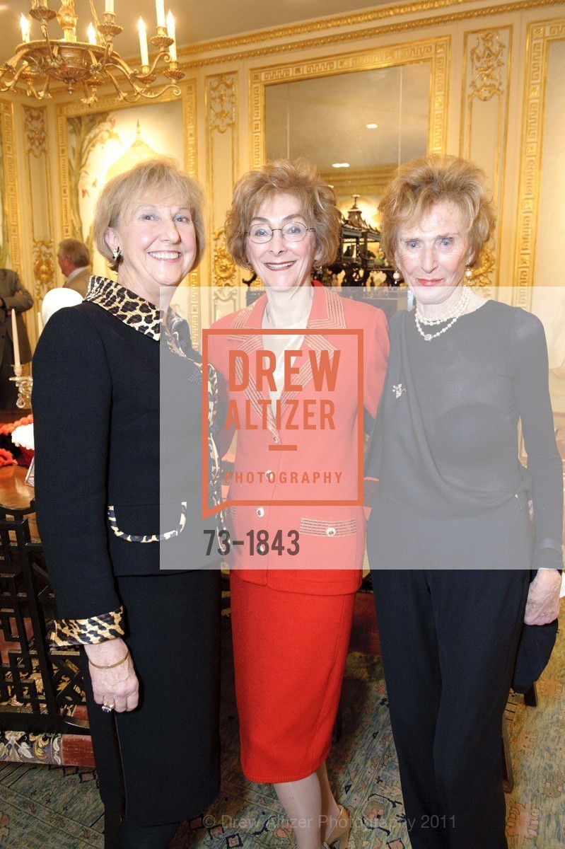 Judith Heuser, Barbara Wanvig, Vera Carpeneti, Terry and Scott Gross Host BOUQUETS TO ART Pre-Party, Private Residence, March 3rd, 2011, Photo #73-1843 Judith Heuser, Barbara Wanvig, Vera Carpeneti, Photo #73-1843