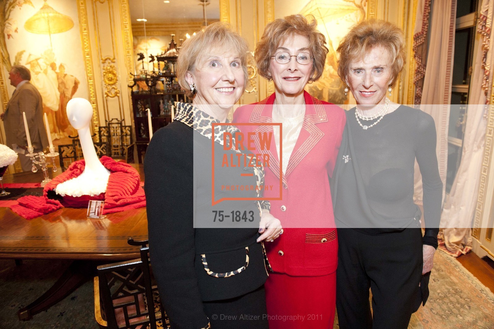 Judith Heuser, Barbara Wanvig, Vera Carpeneti, Terry and Scott Gross Host BOUQUETS TO ART Pre-Party, Private Residence, March 3rd, 2011, Photo #75-1843 Judith Heuser, Barbara Wanvig, Vera Carpeneti, Photo #75-1843