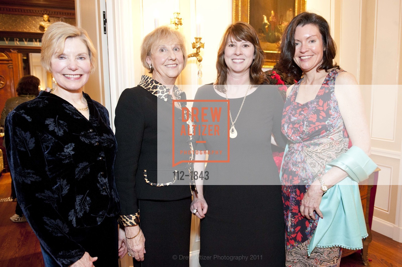 Barbara Traisman, Judith Heuser, Leslie Hawkins, Elizabeth Birka-White, Terry and Scott Gross Host BOUQUETS TO ART Pre-Party, Private Residence, March 3rd, 2011, Photo #112-1843 Barbara Traisman, Judith Heuser, Leslie Hawkins, Elizabeth Birka-White, Photo #112-1843