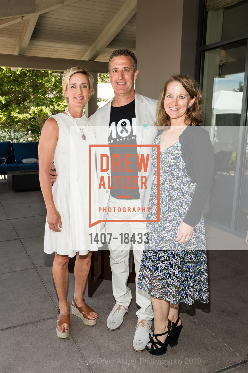 Kate Paye, John Paye, Amy Paye Venuto, 5th Annual Inside Anne’s Closet Luncheon and Fashion Show Benefiting Colorectal Cancer Alliance, Rosewood Sand Hill. 2825 Sand Hill Road, May 13th, 2019, Photo #1407-18433 Kate Paye, John Paye, Amy Paye Venuto, Photo #1407-18433
