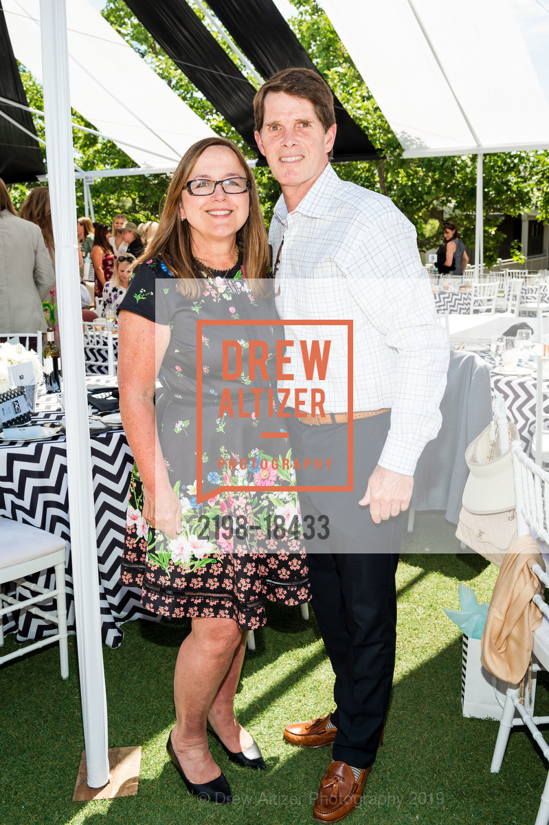 Karen Sinclair, Mike Sinclair, 5th Annual Inside Anne’s Closet Luncheon and Fashion Show Benefiting Colorectal Cancer Alliance, Rosewood Sand Hill. 2825 Sand Hill Road, May 13th, 2019, Photo #2198-18433 Karen Sinclair, Mike Sinclair, Photo #2198-18433