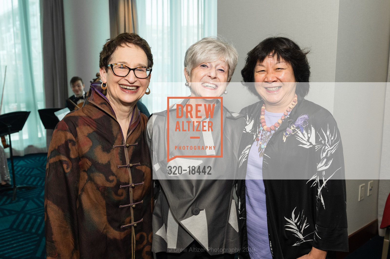 Marcia Lazer, Nancy Livingston, Debbie Chinn, Photo #320-18442