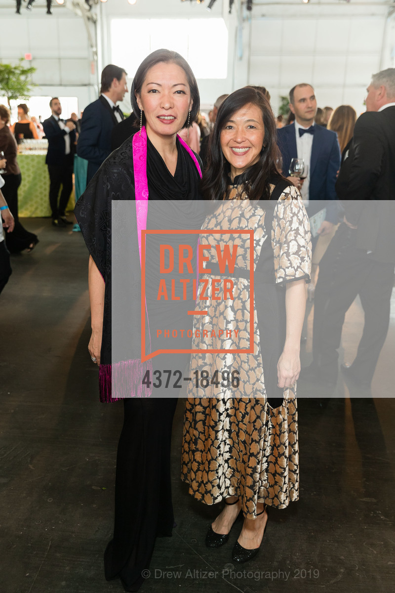 Maki Hatae, Noriko Watanabe, Meals on Wheels San Francisco 32nd Annual Star Chefs and Vintners Gala 2019, Fort Mason Festival Pavillion. 2 Marina Boulevard, May 19th, 2019, Photo #4372-18496 Maki Hatae, Noriko Watanabe, Photo #4372-18496