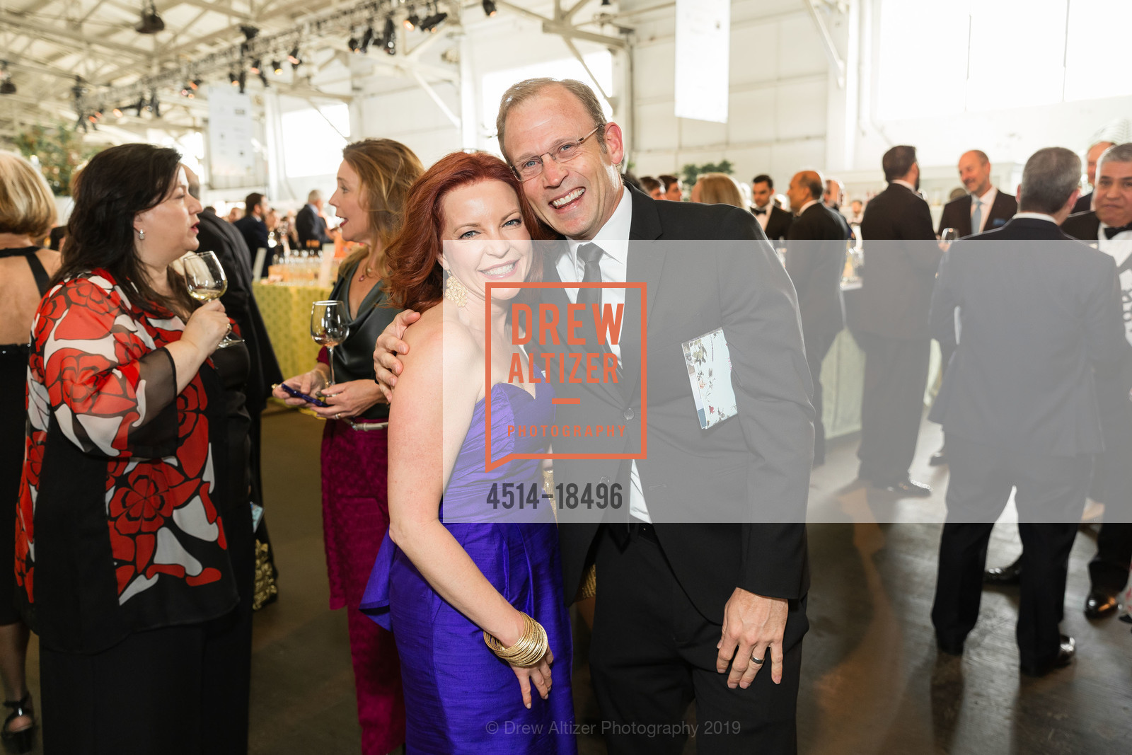 Elaine Asher, JT Davenport, Meals on Wheels San Francisco 32nd Annual Star Chefs and Vintners Gala 2019, Fort Mason Festival Pavillion. 2 Marina Boulevard, May 19th, 2019, Photo #4514-18496 Elaine Asher, JT Davenport, Photo #4514-18496