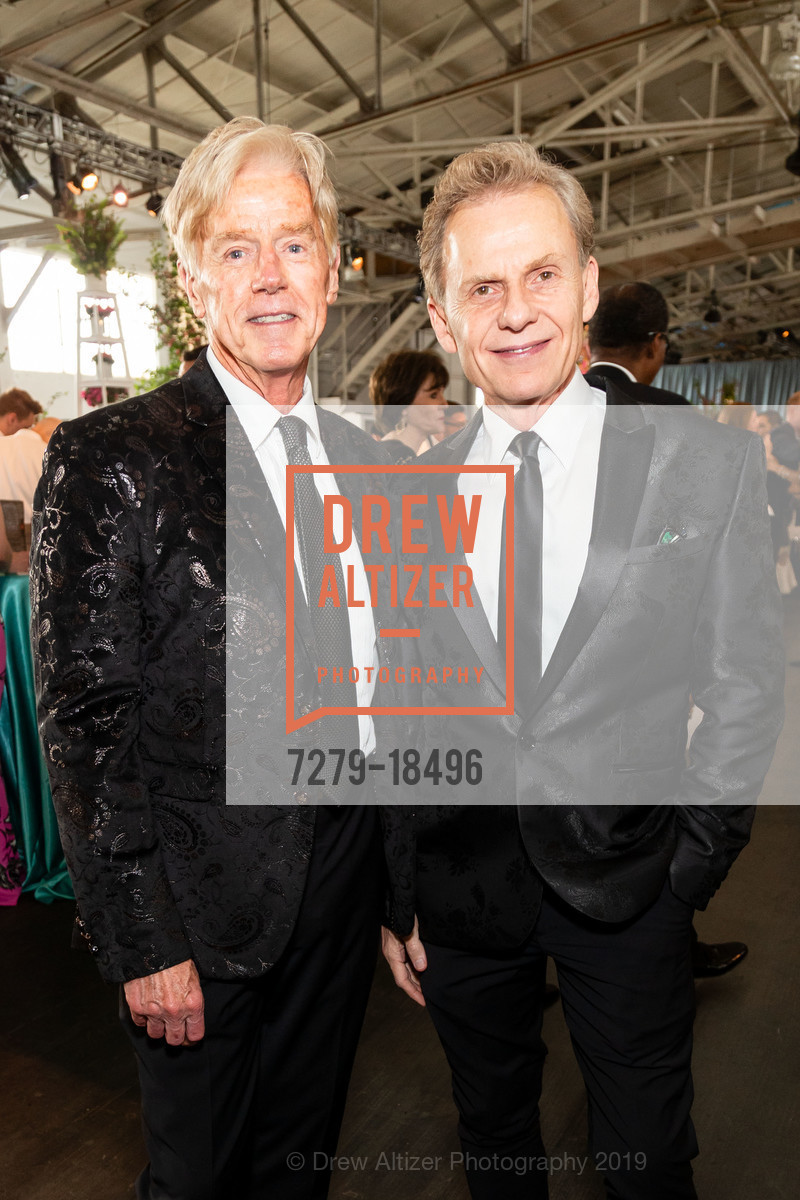 Ken Henderson, Joe Seiler, Meals on Wheels San Francisco 32nd Annual Star Chefs and Vintners Gala 2019, Fort Mason Festival Pavillion. 2 Marina Boulevard, May 19th, 2019, Photo #7279-18496 Ken Henderson, Joe Seiler, Photo #7279-18496