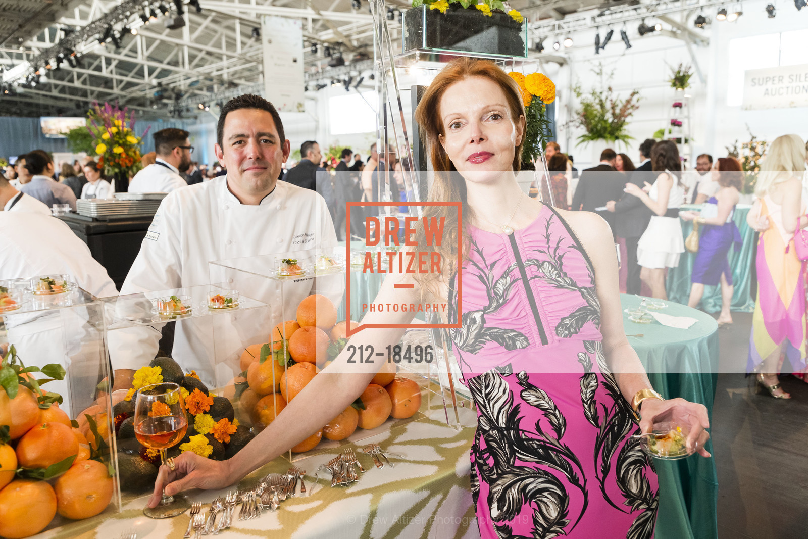 Jason Pringle, Sarah Steingart, Meals on Wheels San Francisco 32nd Annual Star Chefs and Vintners Gala 2019, Fort Mason Festival Pavillion. 2 Marina Boulevard, May 19th, 2019, Photo #212-18496 Jason Pringle, Sarah Steingart, Photo #212-18496
